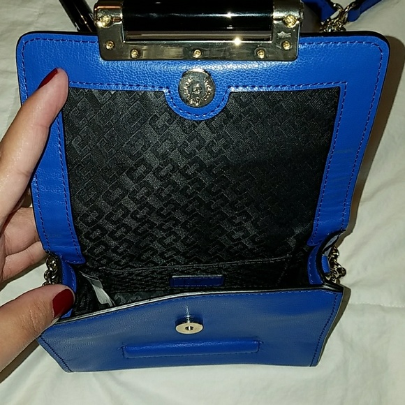 Diane Von Furstenberg blue chain link side bag - Picture 4 of 4